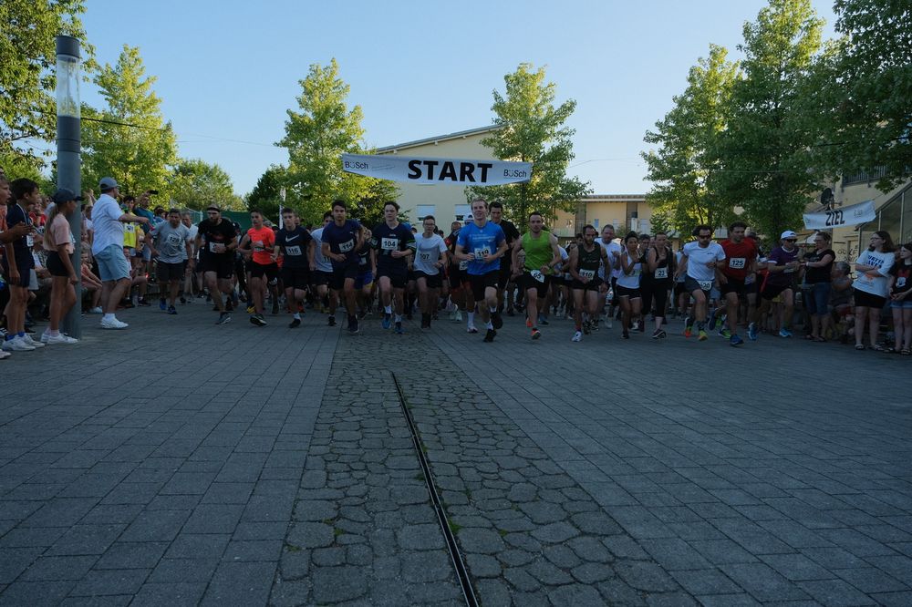 Start zum Schwaigfeldlauf